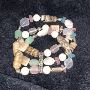 Lia Sophia gorgeous stretch bracelet